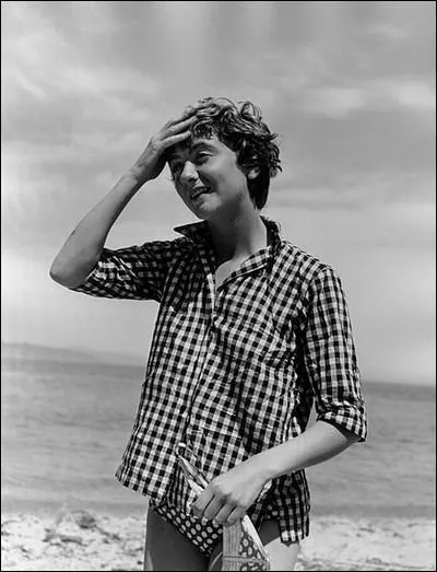 Quelle femme clbre a dclar : 'Nous sommes peu  penser trop, trop  penser peu. ' ?