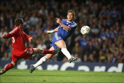 Qui est ce joueur en bleu ?