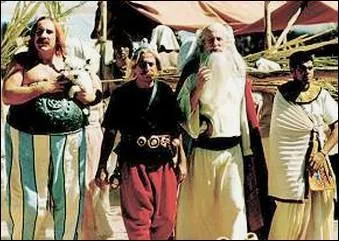 Quelle invention Numrobis rajoute-t-il dans la palais de Csar, dans 'Astrix et Oblix, Mission Cloptre' (14, 5 millions d'entres en 2002) ?