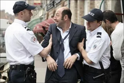 Qui rencarde Kad Mrad sur la 'ralit' du Nord, avant son dpart pour le Pas de Calais, dans 'Bienvenue chez les Ch'tis '(20, 3 millions d'entres en 2008) ?