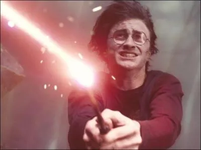 Le sortilge invent par le Prince de Sang-Ml est l'Expeliarmus