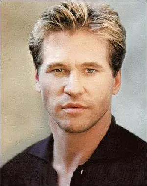 Val Kilmer - Dans quel film de Ron Howard, sorti en 1988, interprte-t-il le mercenaire Madmartigan, prt  tout pour aider un 'Nelwyn'  sauver un bb menac de mort ?