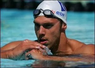 Mdaill de bronze aux JO d'Athnes et de Pkin, ce spcialiste de la brasse est n en 1981  Saint-L et s'appelle :