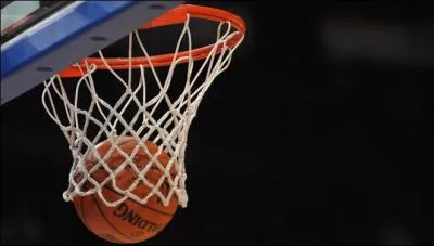 En nba, combien de temps a-t-on le droit de rester dans la raquette en dfense ?