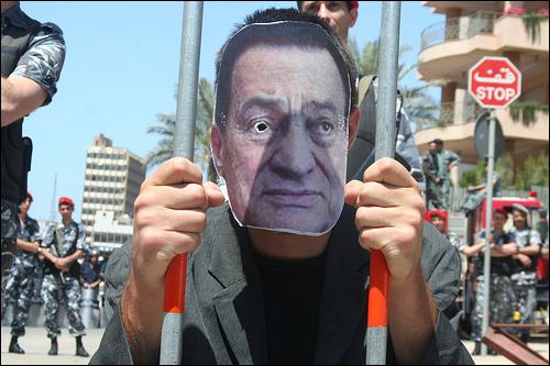 Quel est le nom du parti de Hosni Moubarak, président égyptien ?