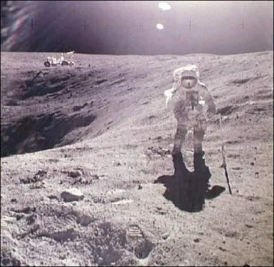 Quel est l'tat d'un astronaute qui marche sur la Lune ?