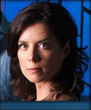 Torri Higginson est ge de...