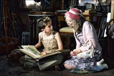 Avec qui arthur est-il ?