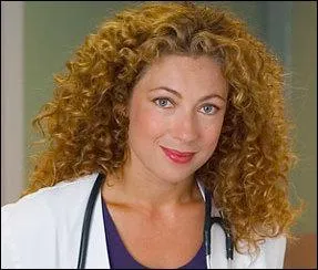 Quelle srie mdicale, l'ex-Elizabeth Corday de Urgences, va-t-elle rejoindre prochainement ?