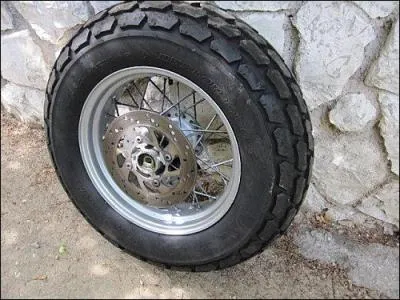 Cette roue possde combien de rayons ?