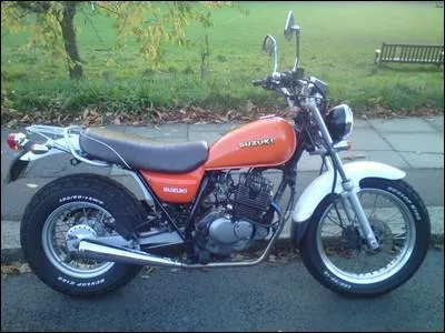 De quel marque est cet chappement ?