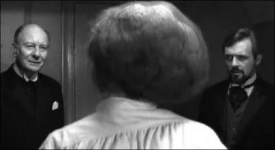 Quel oeuvre Elephant Man rcite-t-il pour montrer au directeur de l'hpital qu'il n'est pas un demeur ?