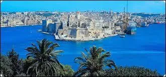 Quelles sont les langues officielles de Malte ?