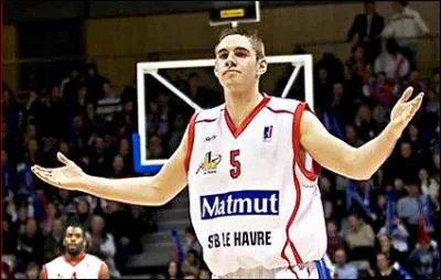 MVP du trophe des champions 2010 que mon quipe a gagn face  Orlans, je suis...