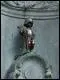 Le manneken Pis est en tenue de ... .