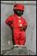 Certainement pour rendre hommage  Spirou, le Manneken Pis est dguis en... .