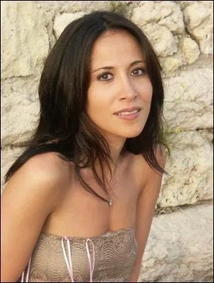 Dans quel mtier, Samia s'illustre-t-elle dans la srie ?