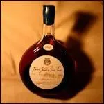 Pour finir le repas, l'hte offre un alcool de Tnarze, qui provient de la rgion...