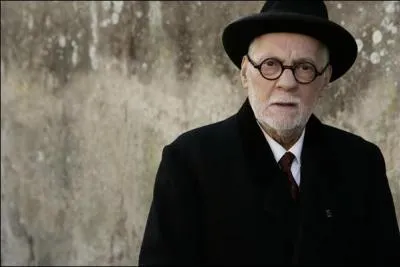 Michel Serrault a reu la rcompense pour son rle dans ... .