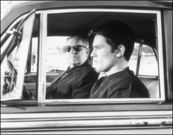 Quel film réunit en 1963 Delon, Gabin, Viviane Romance et Maurice Biraud ?