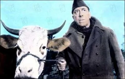 Dans le film La vache et le Prisonnier, comment se nomme la vache qui fera la route avec Fernandel ?