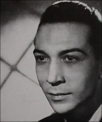 En 1958 , ' Dors mon Amour ' est interprété par :