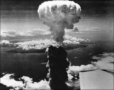 Quand furent lances les bombes atomiques sur Hiroshima et Nagasaki ?