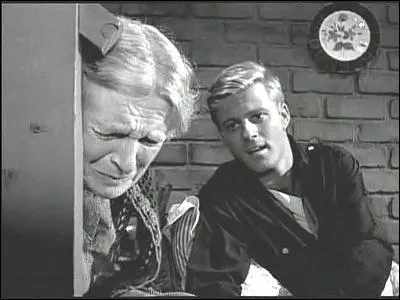 Quel rle joue Robert Redford dans l'pisode 'Nothing in the Dark' ('Rien  craindre') ?