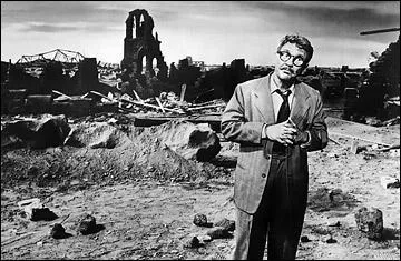 Dans quel pisode un homme, harcel au travail et  la maison, finit-il par trouver le temps de lire, aprs la fin du monde ?