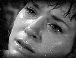 Dans quel pisode de la srie la terre subit-elle une telle canicule qu'il n'y a plus d'eau et que la population s'teint ?