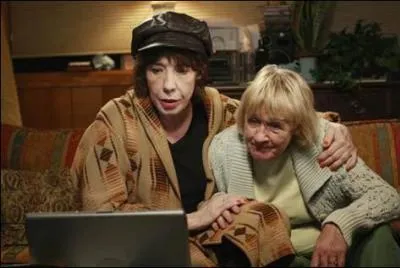 La soeur de Karen McCluskey est... ?