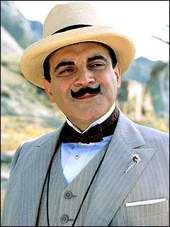 Qui joue le rle d'Hercule Poirot dans la srie du mme nom ?