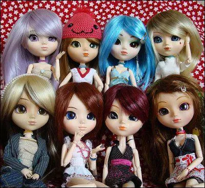 Quelles sont ces poupes cres en 2003 par un coren ?