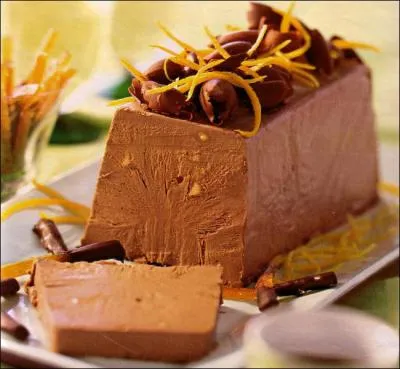 Quel est ce gteau  base de crme, jaune d'oeuf, et de caf ?