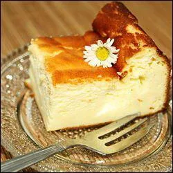 Quelle est cette ptisserie d'origine allemande,  base de fromage blanc ?