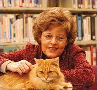 Quel est le nom du chat qui inspira Vicky Miron pour son roman ?