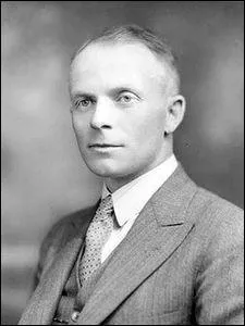 Quels sont ses nom et prnom ?