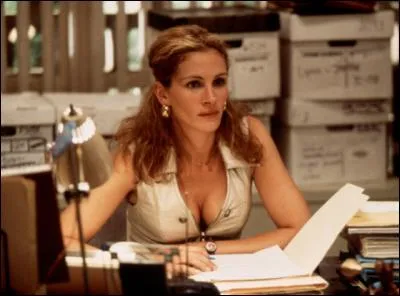 ''Mate un peu la paire de roberts ! '' Cette expression masculine d'une distinction raffinée pour désigner des avantages mammaires proéminents doit son origine...