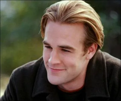 Quel acteur, hros de la srie Dawson, jouera son propre rle dans la prochaine srie Don't Trust The Bitch ?