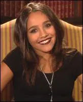 Qui est jalouse d'elle ?