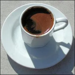 Devenue boisson courante aujourd' hui, le caf a ses origines ?