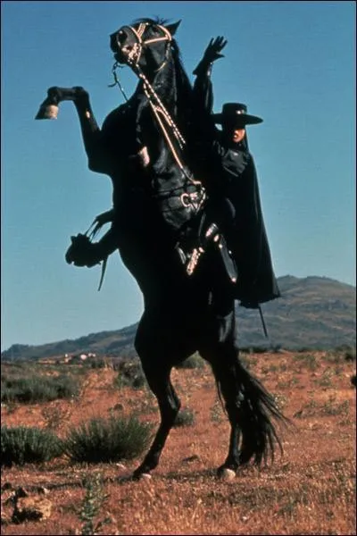 En 1975 quel est cet acteur franais qui incarna Zorro dans le film de Duccio Tessari ?