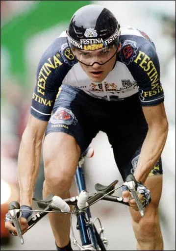 'Je me suis dop  l'insu de mon plein gr' de qui est cette phrase ?