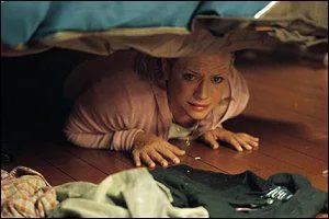 � quel �ge Donna voit-elle sa m�re se faire tuer ?