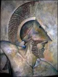  qui appartient le casque que porte cet homme ?