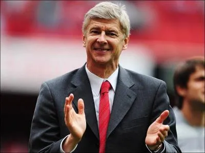 Quel est cet entraneur ?