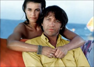 Dans ce film, son personnage se nomme Romain Kalides ... .