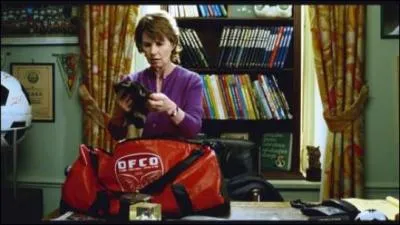 Dans ce film, son personnage se nomme Laure Guignebont ... .