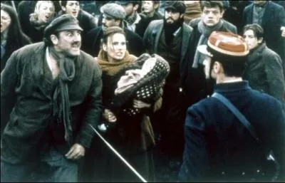 Dans ce film, son personnage se nomme Maheude ... .