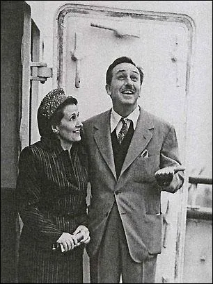 Avec qui Disney se marie-t-il  l'ge de 24 ans ?